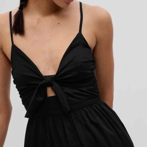 NWOT GAP Black Tie-Front Tiered Maxi Dress with Spaghetti Straps, Size XXL - Picture 3 of 8